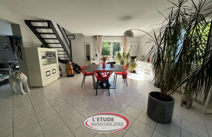 La Chapelle-sur-Erdre bourg : Maison familiale à proximité d — photo 2