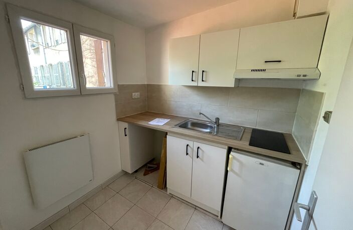 Vente appartement 1 pièce 26 m² Marseille 6 (13006) — photo 3