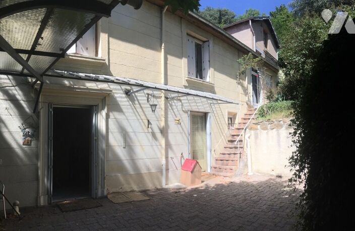 Vente maison 6 pièces 140 m² Saint-Étienne (42100) — photo 2