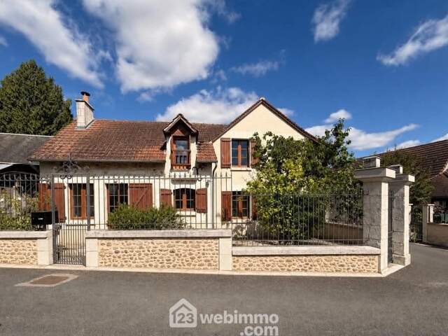 Maison de village - 111.7m² - Coussay-les-Bois — photo du bien