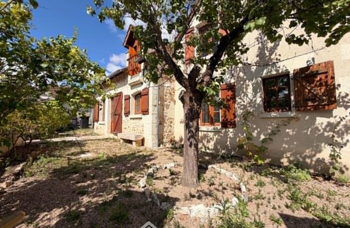 Maison de village - 111.7m² - Coussay-les-Bois — photo 2