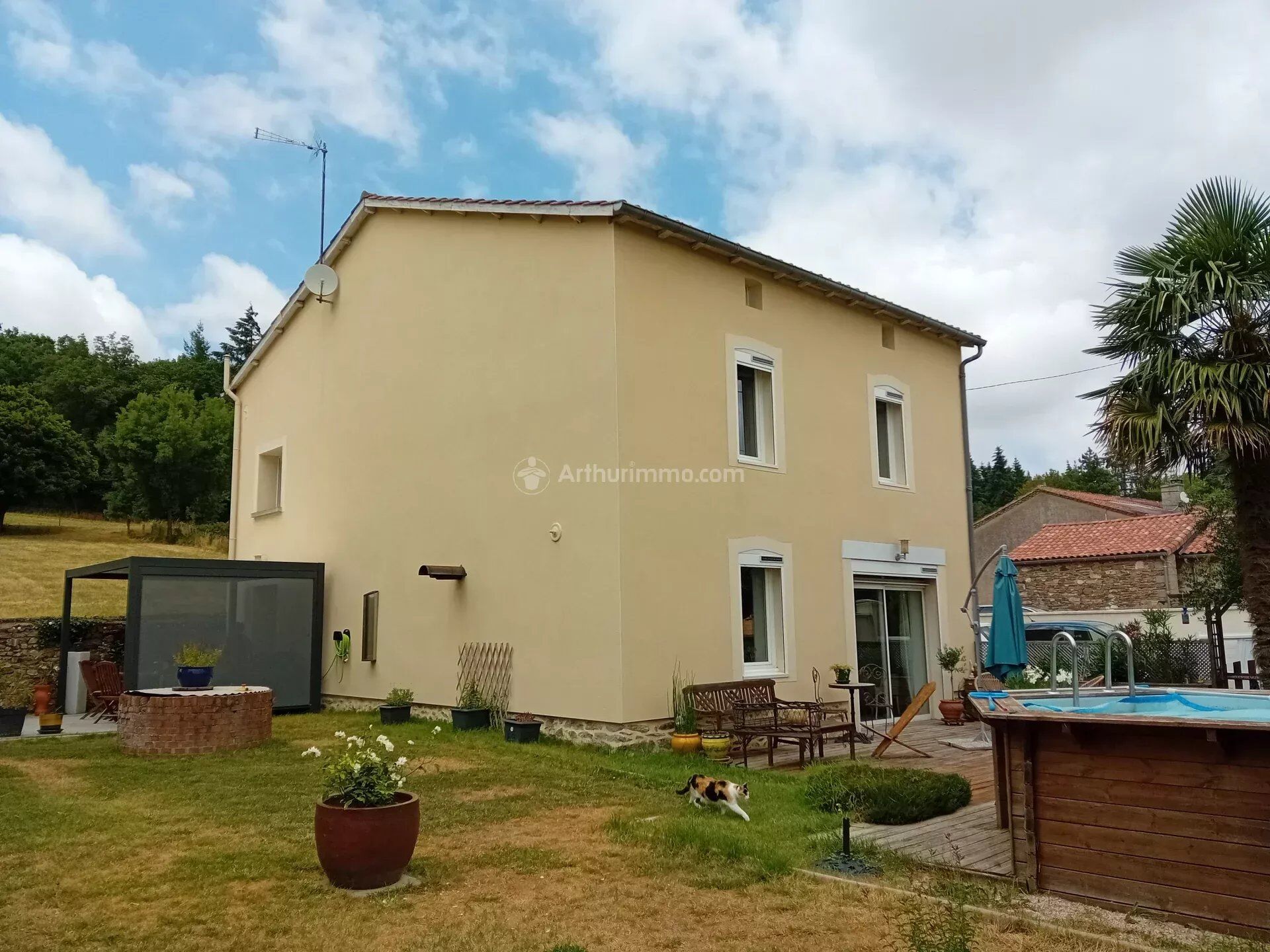 Maison 6 pièces 199 m² · à Saussenac · 199 m² · 235 000 €