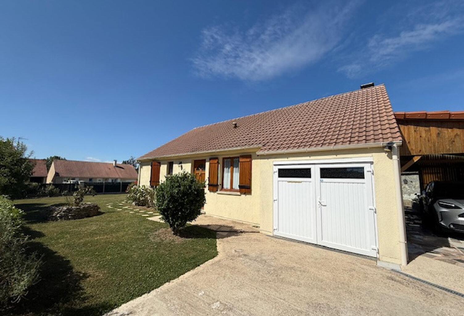 Maison de plain-pied - BOISSY LE CHATEL (77) — photo 1