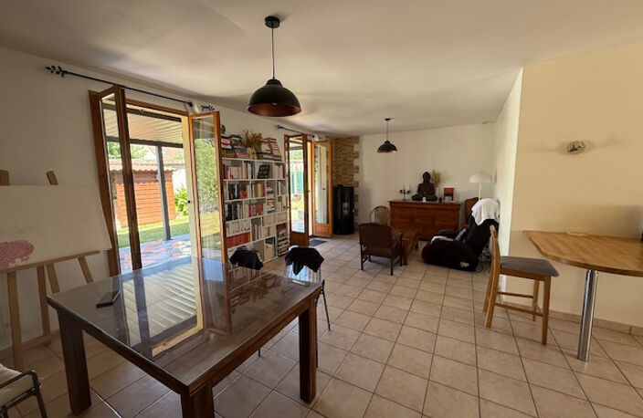 Maison de plain-pied - BOISSY LE CHATEL (77) — photo 3