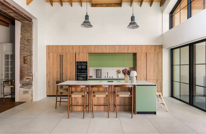 La renaissance d'une usine en maison d'architecte au coeur de Charly — photo 4