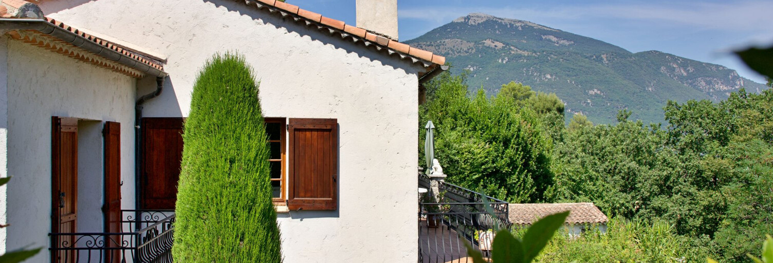 Maison 5 Pièces 165 m² à vendre à Le Bar-sur-Loup (06620)