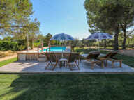 UZES PONT DU GARD : Maison de charme avec piscine sur plus d — photo 4