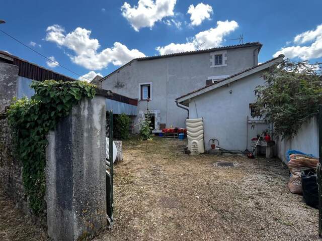 Dans un village préservé — photo du bien