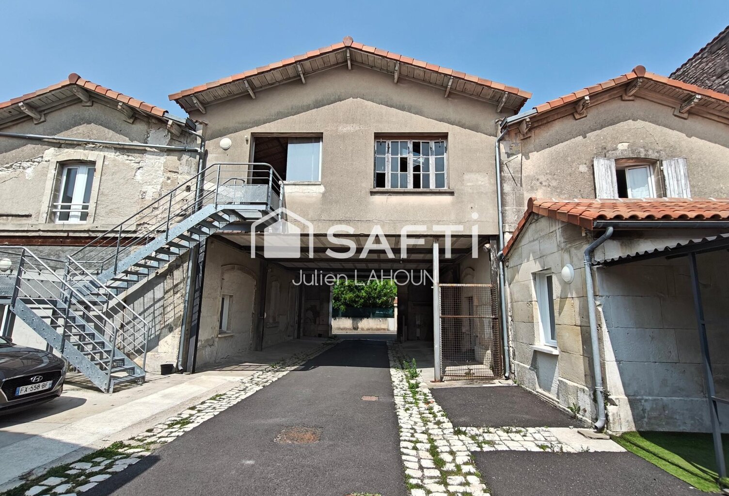 Appartement T4 rénové  Vendu meublé  Investissement locatif — photo 1