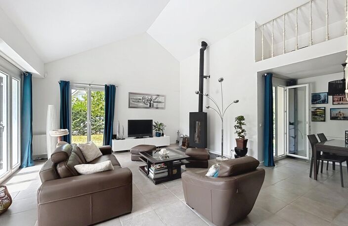Maison individuelle 8 pièces, 6 chambres, 193 m², Domaine d'Armainvilliers — photo 3