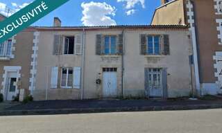 Maison 6 Pièces 200 m² à vendre à Lathus-Saint-Rémy (86390)