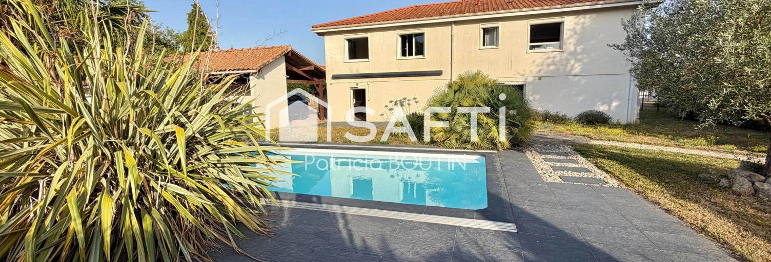 Maison 7 Pièces 177 m² à vendre à François (79260)