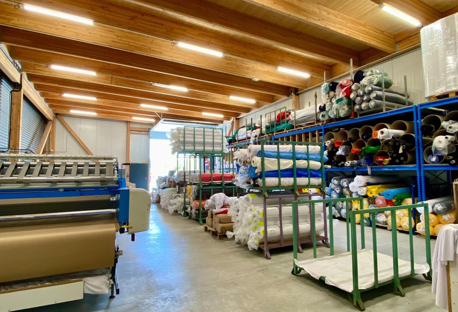 Fonds de commerce de confection et fabrication textile — photo 1