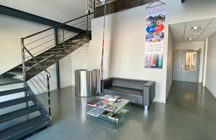 Fonds de commerce de confection et fabrication textile — photo 2