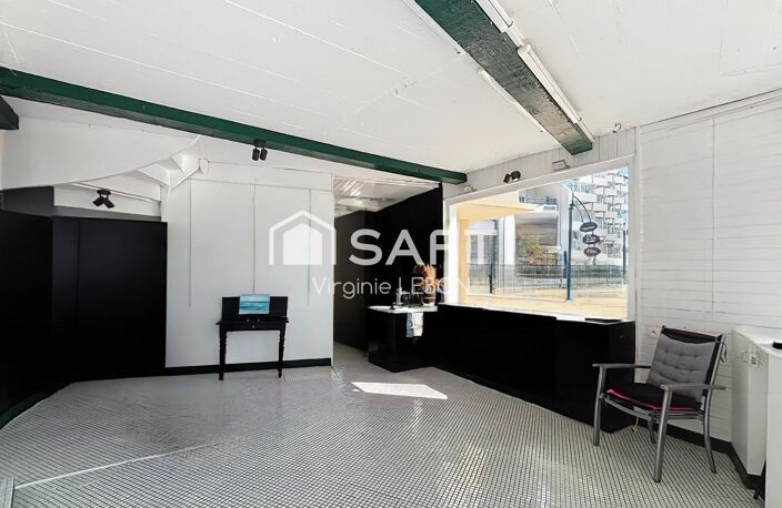 Immeuble avec local commercial vue mer et appartement T2 — photo 2