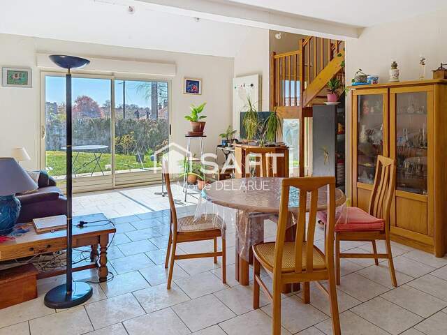 MAISON - 6 PIECES - 125m² — photo du bien