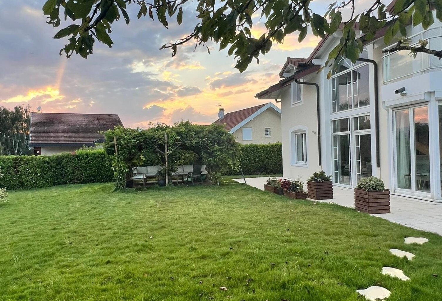 Bien rare : Luxe et Sérénité proche du Lac Léman — photo 1