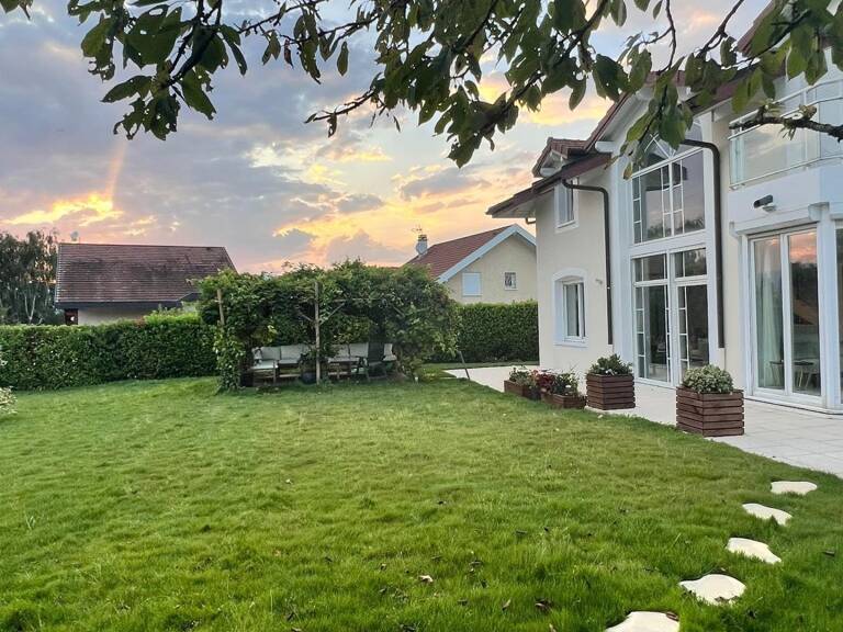 Bien rare : Luxe et Sérénité proche du Lac Léman — photo 1