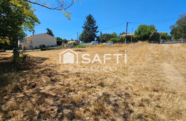 Terrain constructible,800m²,arboré,non viabilisé — photo 4
