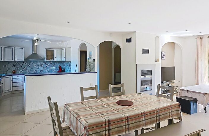 À Castelnaudary  Maison familiale avec piscine sur plus de 5 000 m² de terrain arboré — photo 3