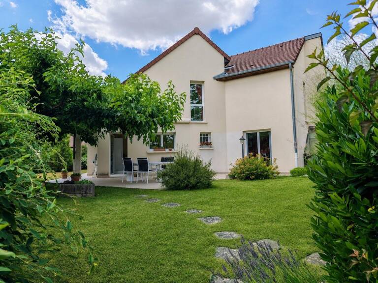 AHUY  Maison d'architecte T6, terrain 716m2 — photo 1