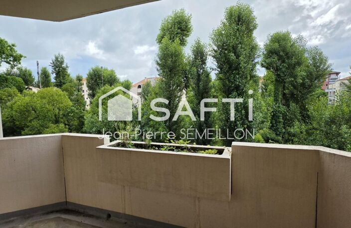 T2 climatisé, terrasse et parking Sacré-Cœur Agen — photo 3