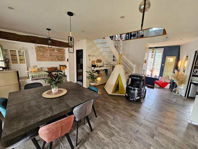 Maison 206 m² Saint Yorre proche des commodités — photo du bien