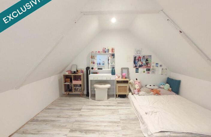 Immeuble de rapport avec local commercial, appartement et cour  Centre-bourg de Taulé — photo 5