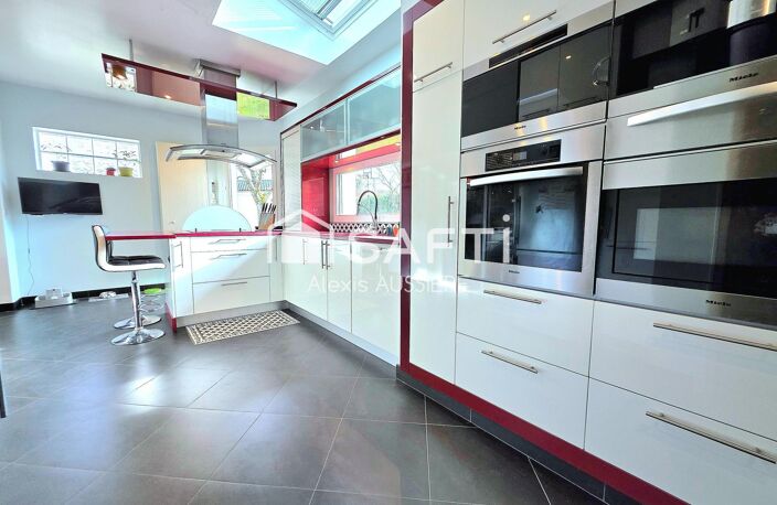 MAISON 214M2 +402 M2 TERRAIN — photo 3