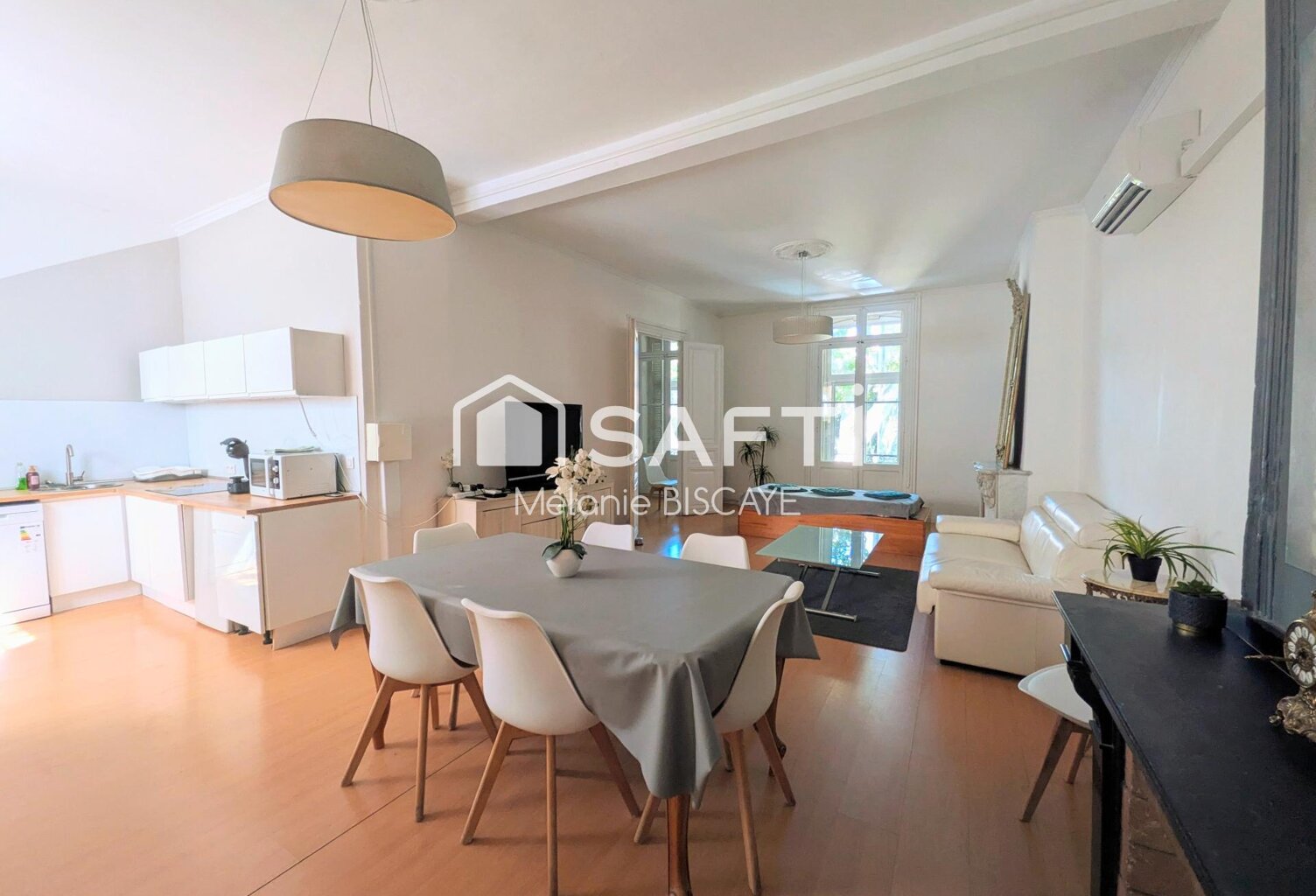APPARTEMENT HAUSSMANNIEN 93M² VOLUMES D'EXCEPTION & CACHET FOU - NARBONNE CENTRE — photo 1