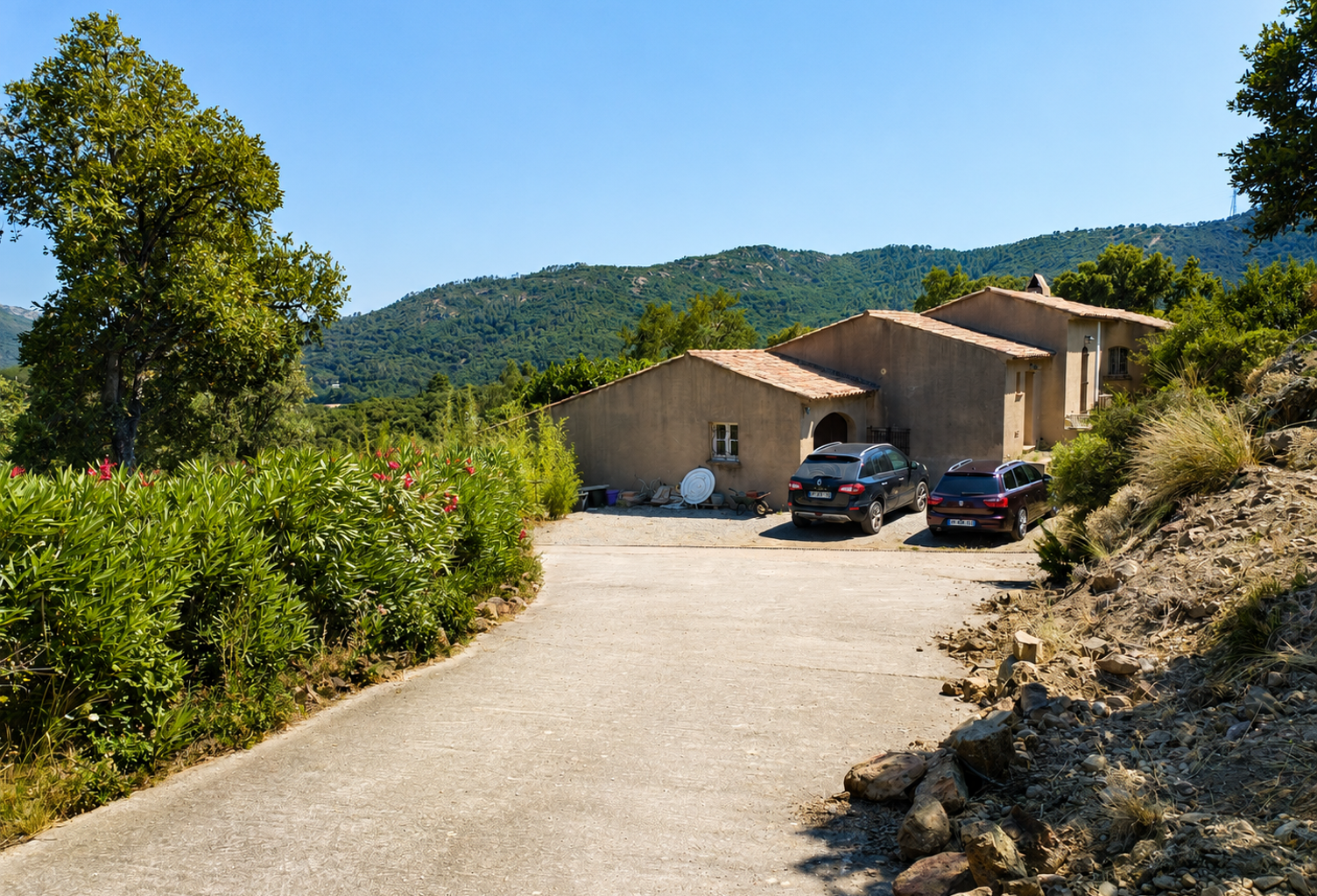 Propriété Néo-provençale au coeur de la nature et à deux pas — photo 1