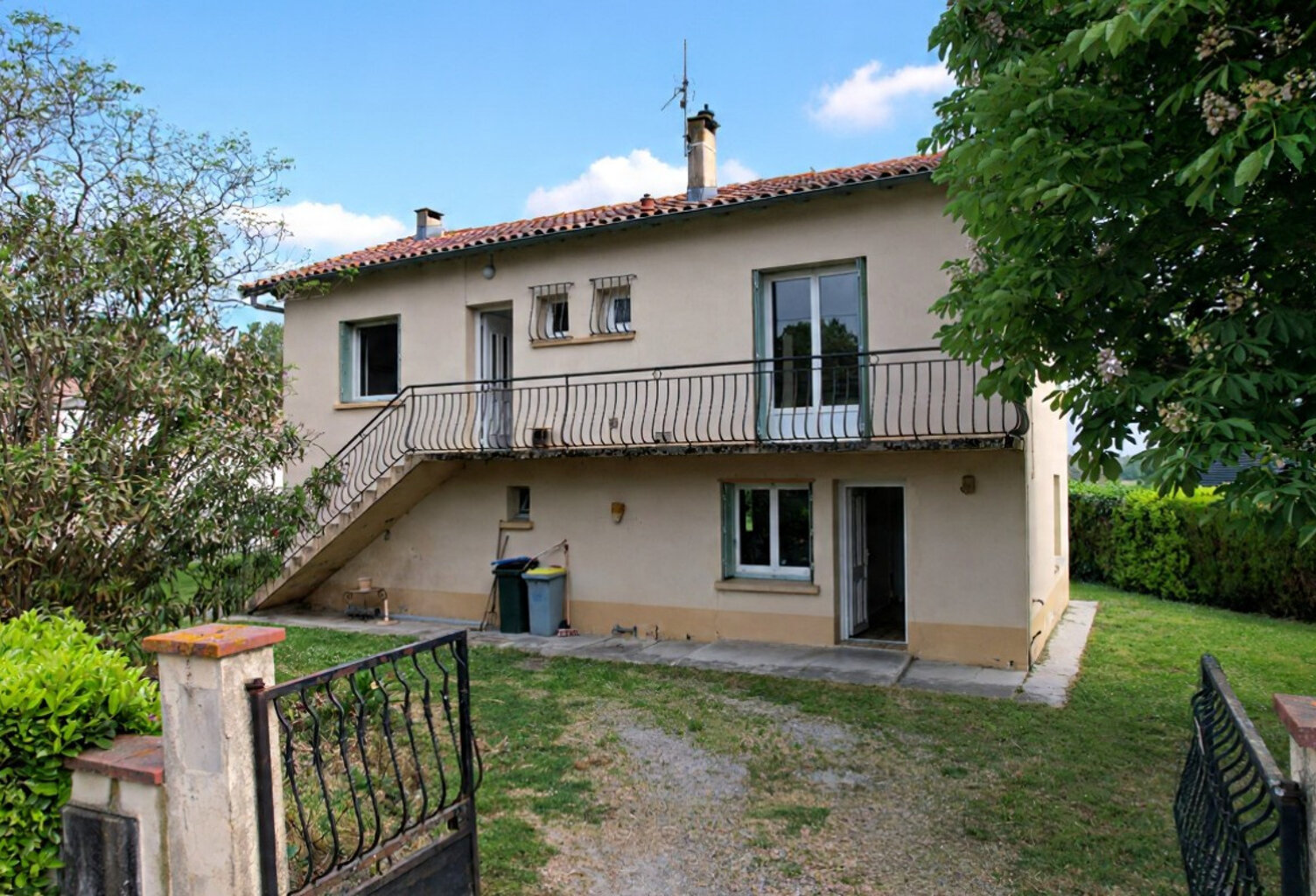 Maison 130 m2 avec garage et terrain 670m2 — photo 1