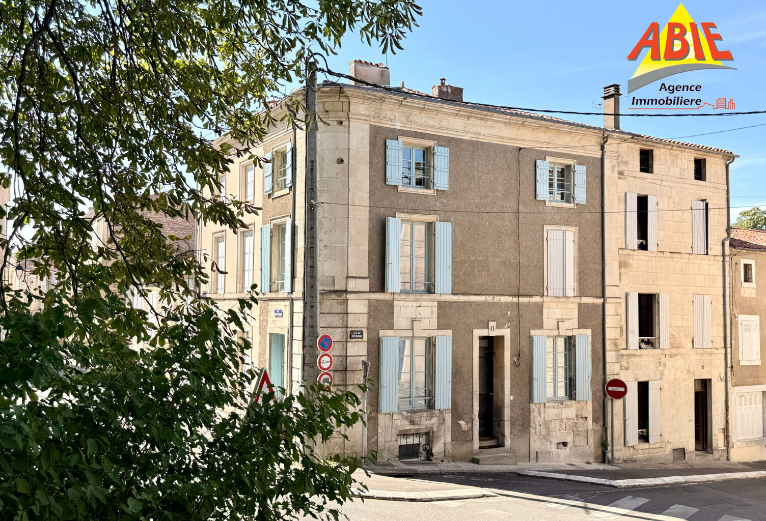 Maison 4 chambres dans l'hypercentre de Fontenay-le-Comte — photo 1