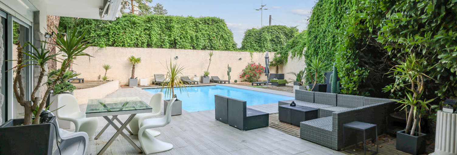 Maison 7 Pièces 208 m² à vendre à Champagne-au-Mont-d'Or (69410)