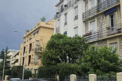Appartement 1 pièces 890 €
