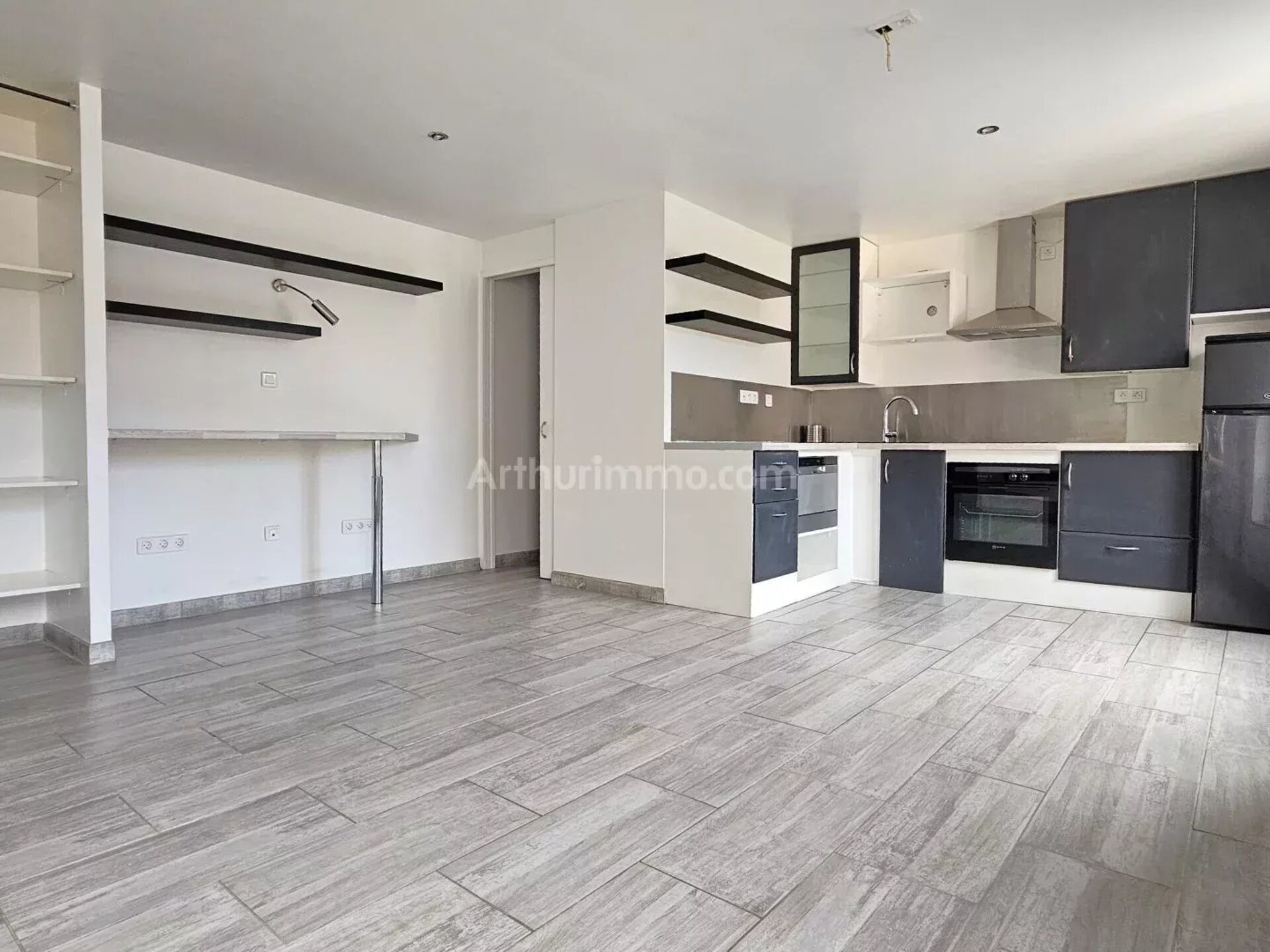 Appartement 2 pièces 47 m² · à Montlhéry · 47 m² · 130 000 €