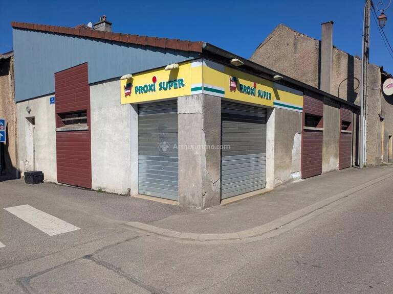 LOCAL COMMERCIAL — photo 1