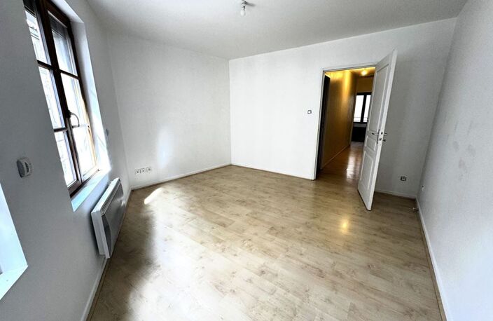 Immeuble - 108m ² — photo 2
