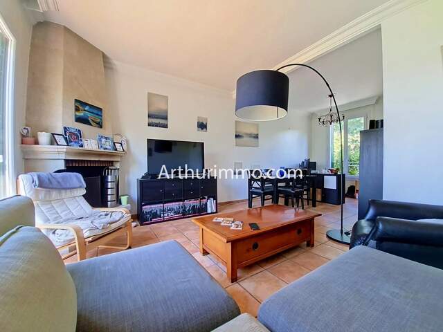 Maison de charme 5 pièces – 106 m² – Jardin arboré – stationnements — photo du bien