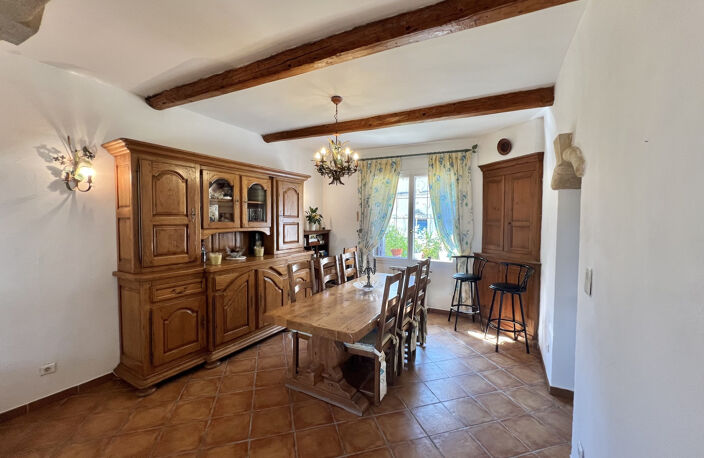 CABRIES : Charmante maison de village avec terrasse — photo 2