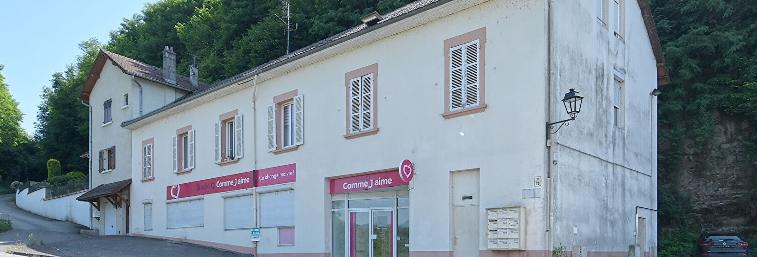 Commerce  142 m² à vendre à Le Pont-de-Beauvoisin (38480)