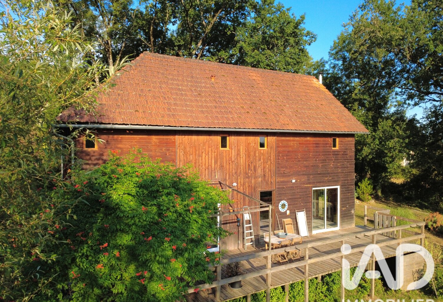 Vente Maison/villa 8 pièces — photo 1