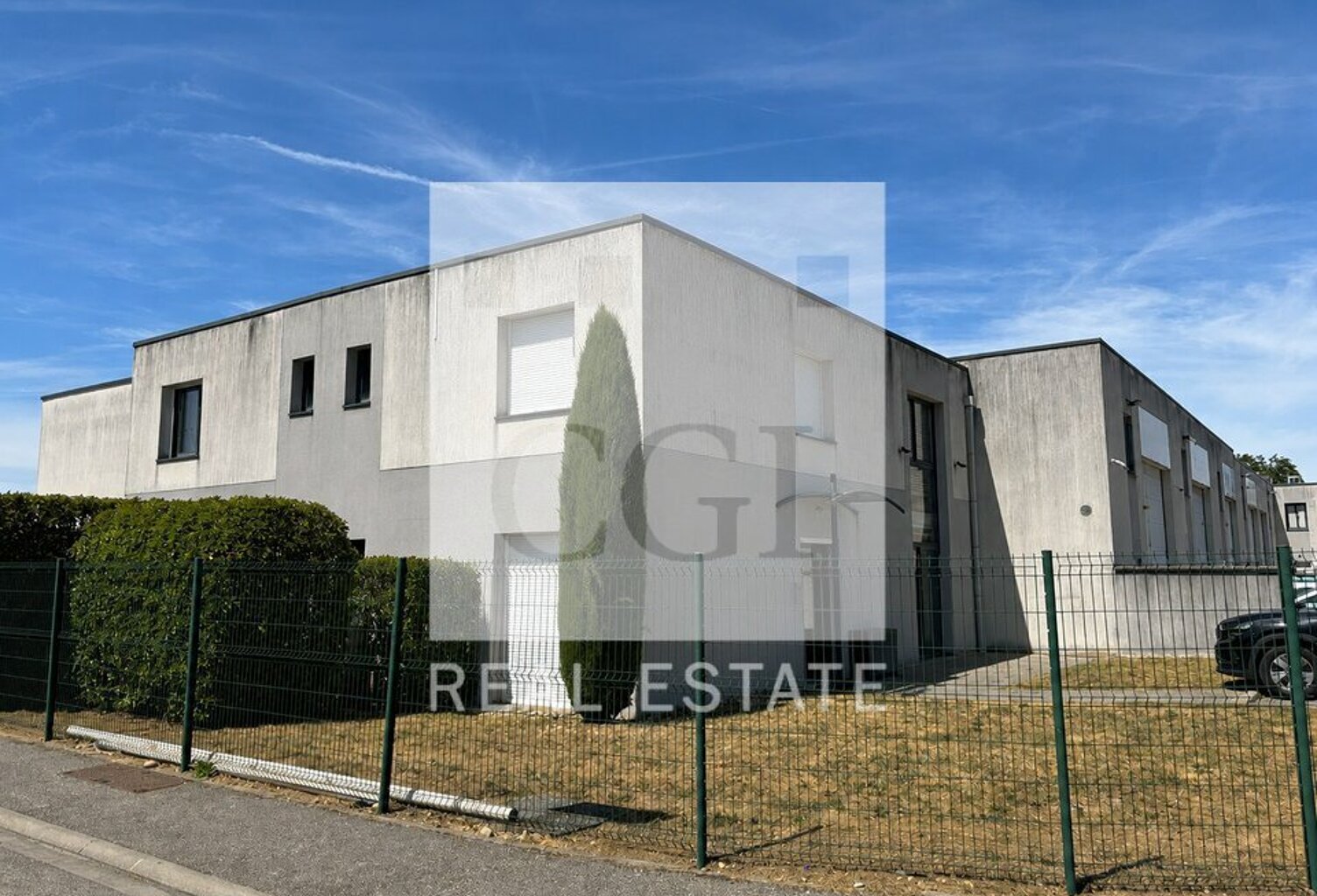 BUREAUX à LOUER — photo 1