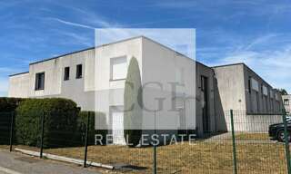 Bureau  145 m² à louer à Saint-Laurent-de-Mure (69720)