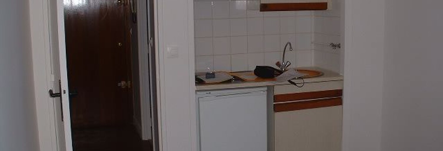 Appartement 1 Pièce 17 m² à louer à Paris 20 (75020)