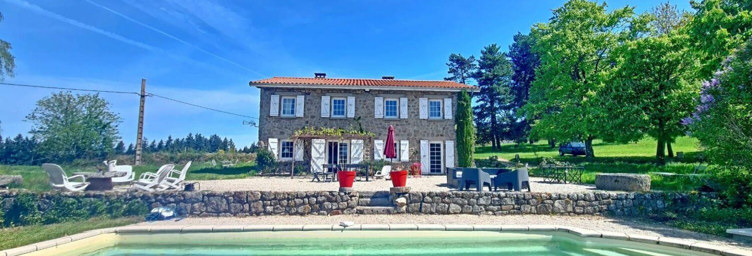 Maison 6 Pièces 235 m² à vendre à Saint-Romain-Lachalm (43620)