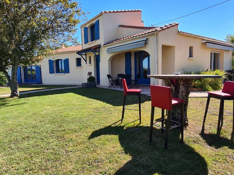 Vente Maison traditionnelle 7 pièces — photo 1