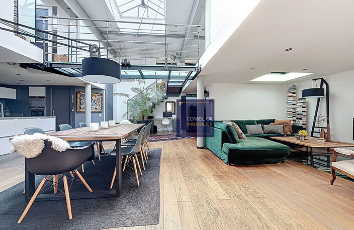 Loft atypique 180m2 - Jardin privatif - proximité immédiate  métro B Lyon Gerland — photo 3