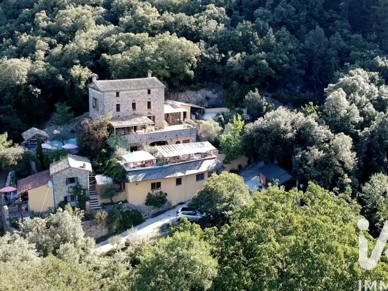 Vente Domaine 14 pièces — photo 1