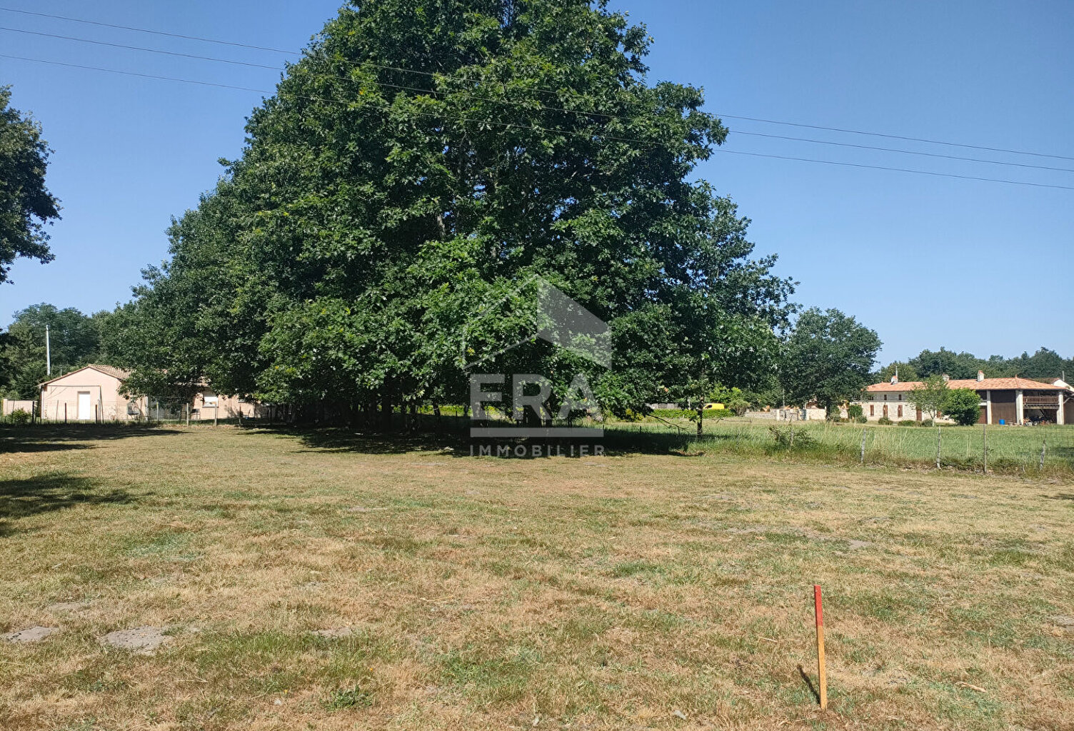 Terrain à vendre à Saint-Savin - Réf 3235 — photo 1